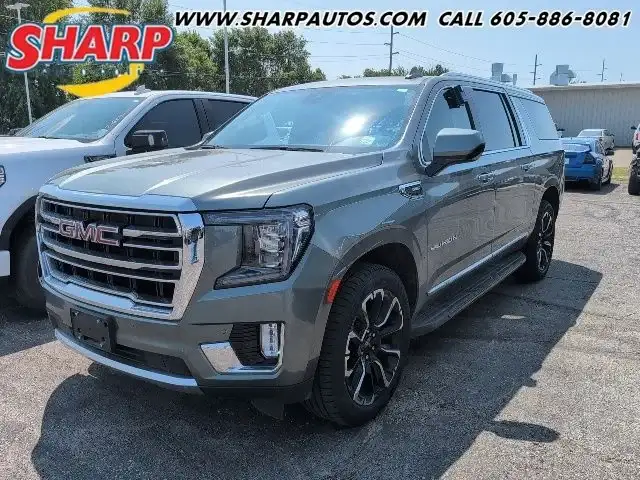 2023 GMC Yukon 4WD SLT's photo