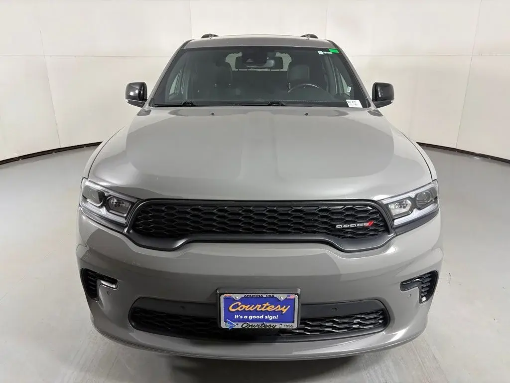 2025 Dodge Durango GT AWD Plus photo 3