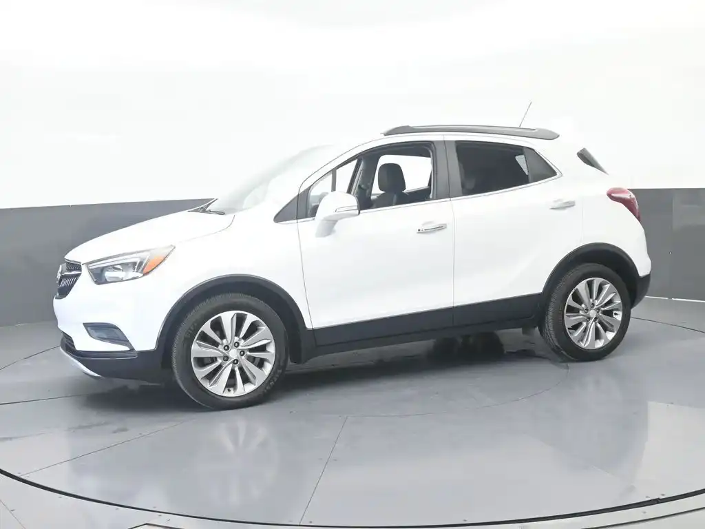 2019 Buick Encore Preferred's photo