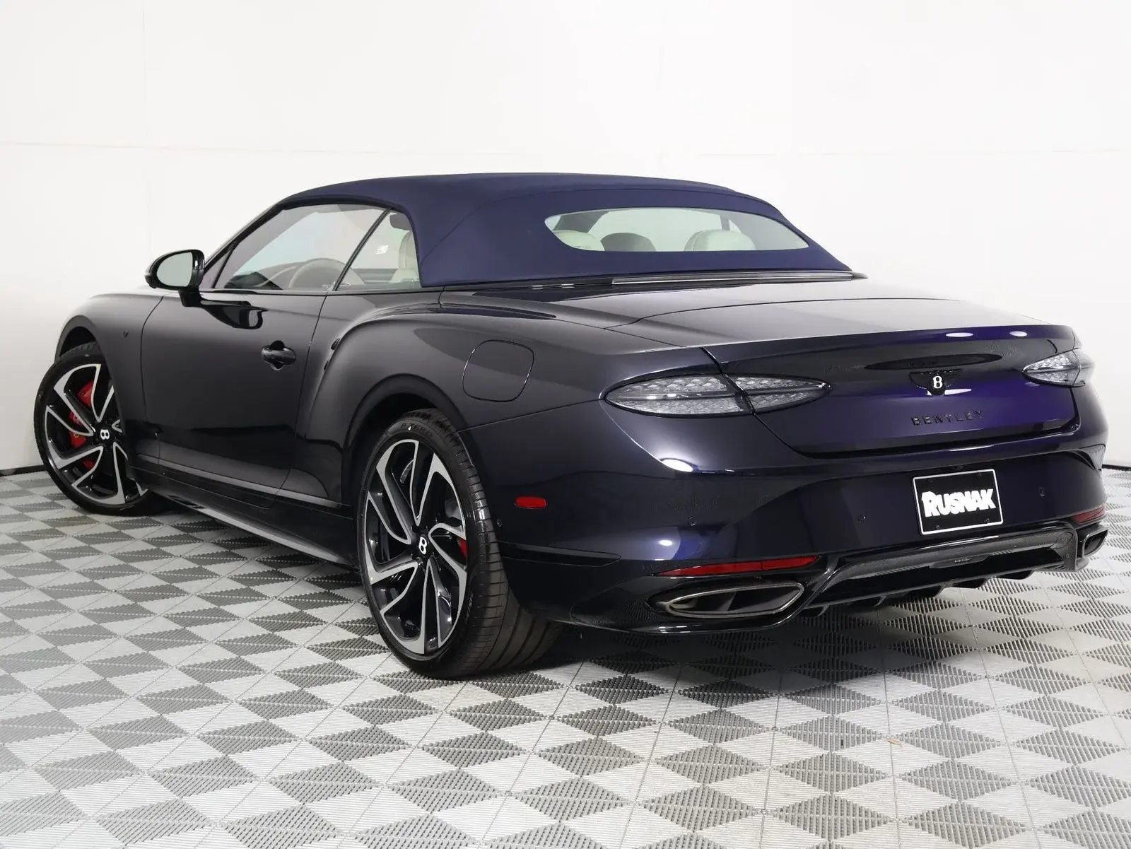 2026 Bentley Continental GT Base photo 3