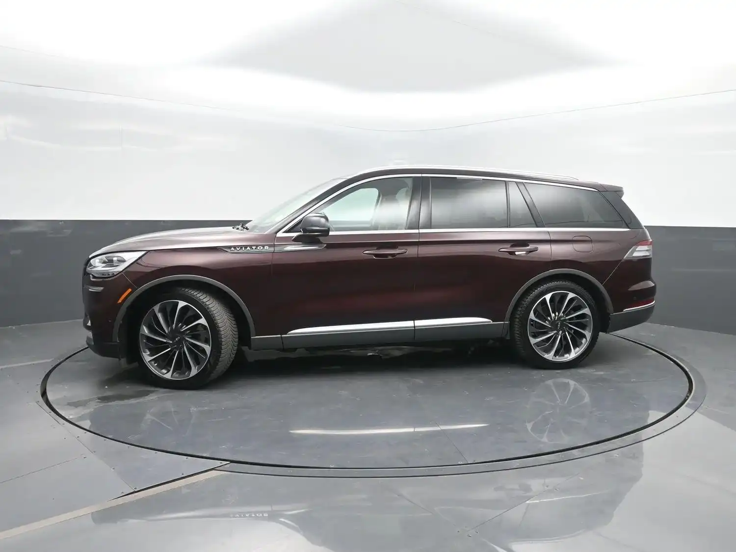 2020 Lincoln Aviator Reserve AWD's photo