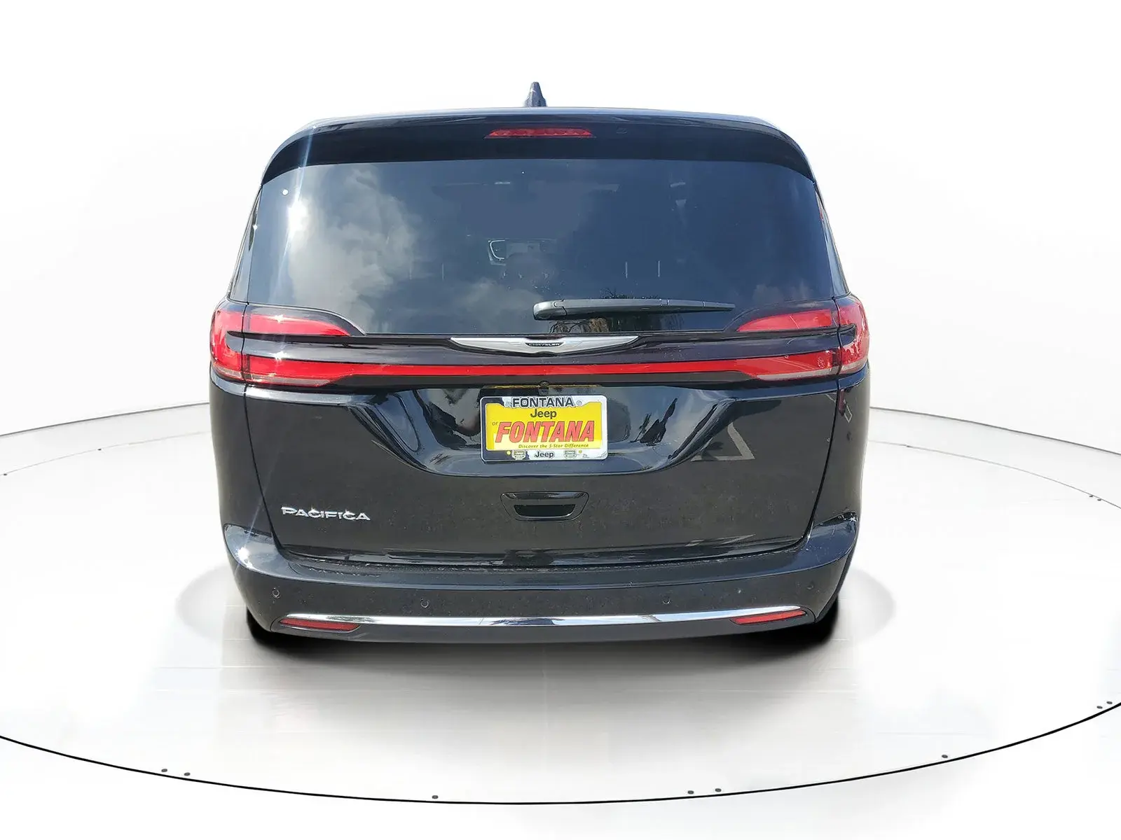 2026 Chrysler Pacifica Select photo 4