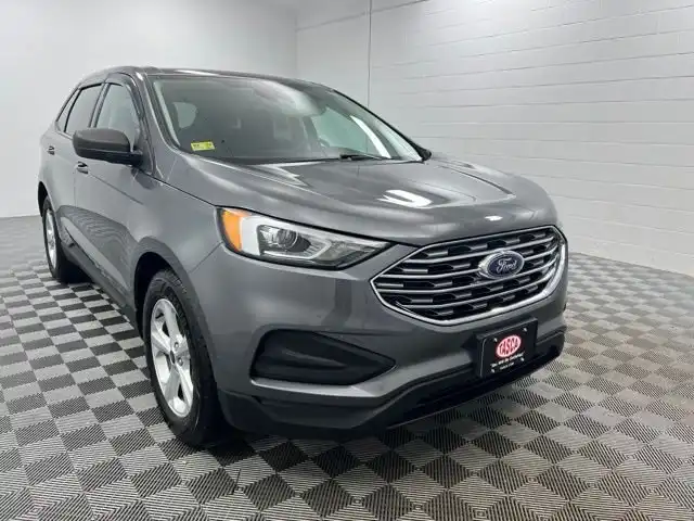2021 Ford Edge SE AWD's photo