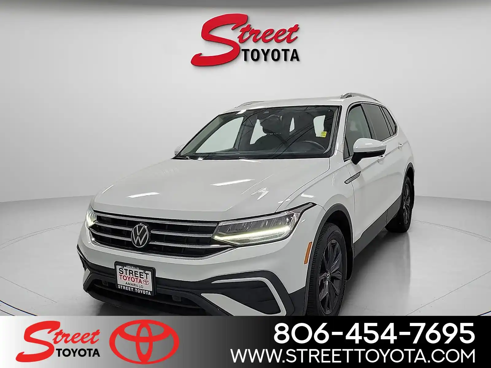 2024 Volkswagen Tiguan 2.0T SE 4Motion's photo