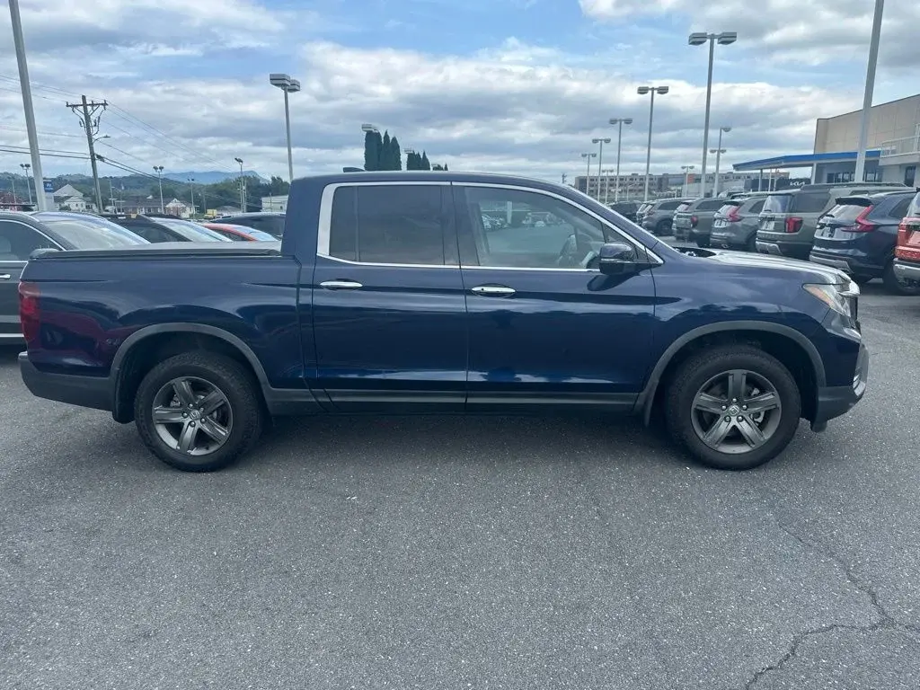 2023 Honda Ridgeline RTL-E AWD photo 4