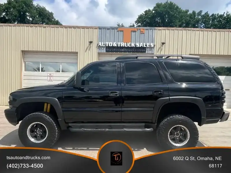 2001 Chevrolet Tahoe 4-Wheel Drive's photo