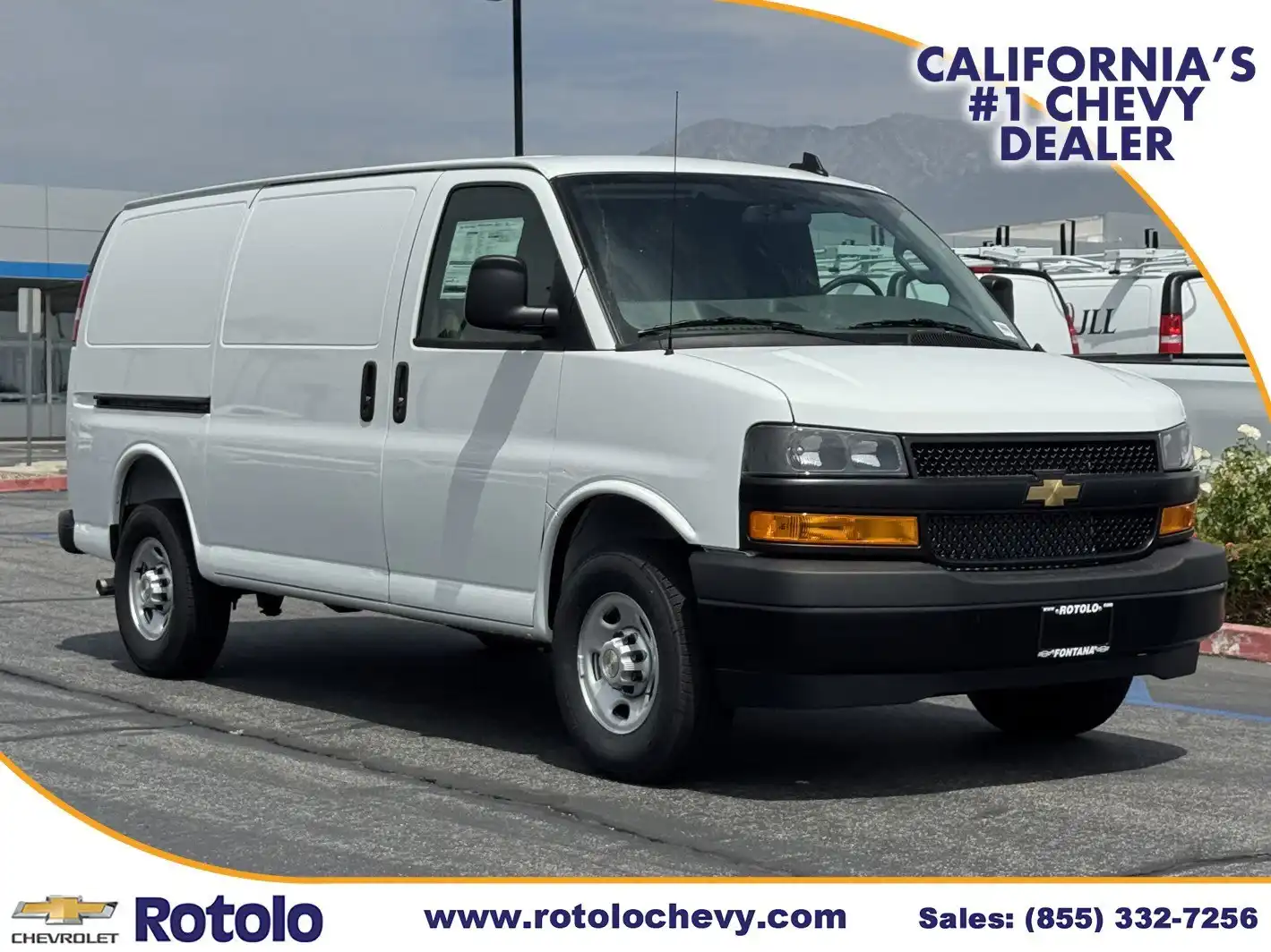 2026 Chevrolet Express 2500 Work Van HD's photo