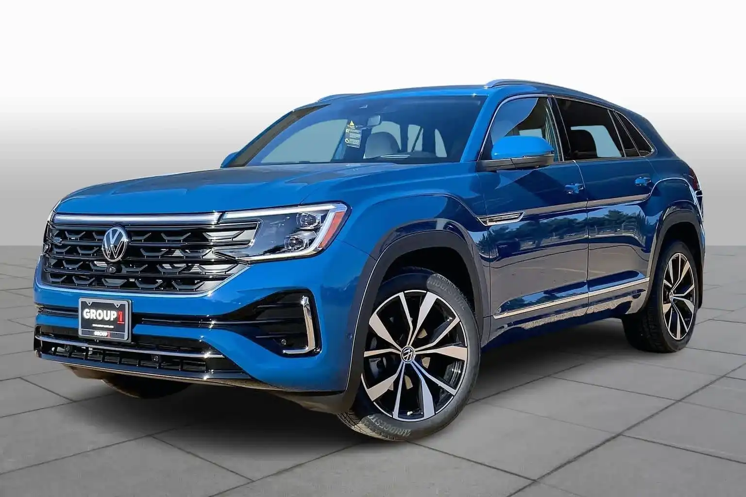 2026 Volkswagen Atlas Cross Sport 2.0T SEL Premium R-Line 4MOTION's photo