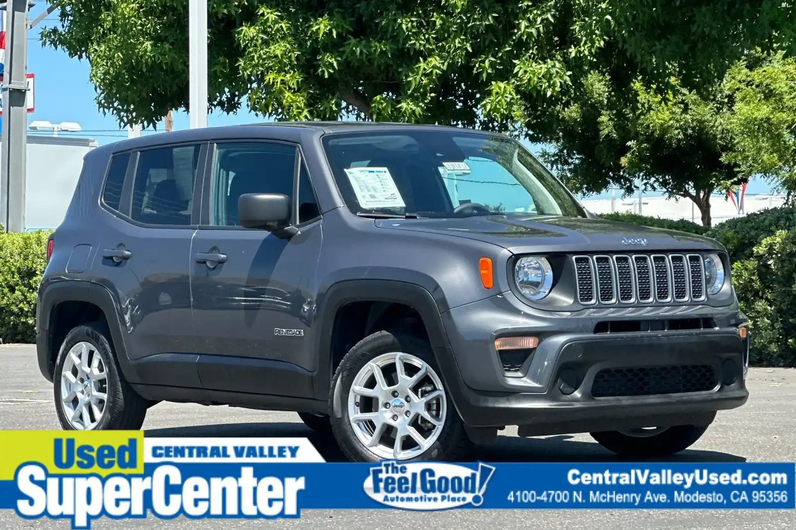 2023 Jeep Renegade Latitude 4x4's photo