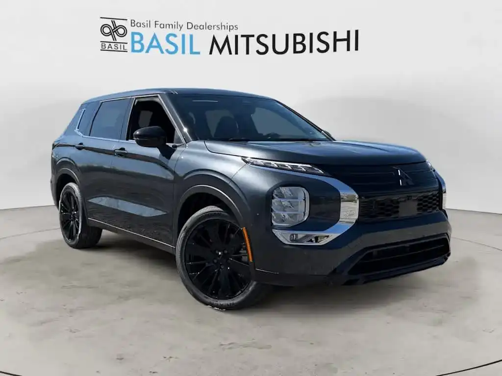 2026 Mitsubishi Outlander LE S-AWC's photo