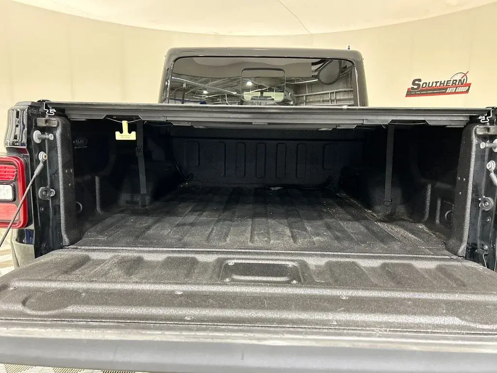2021 Jeep Gladiator High Altitude photo 5