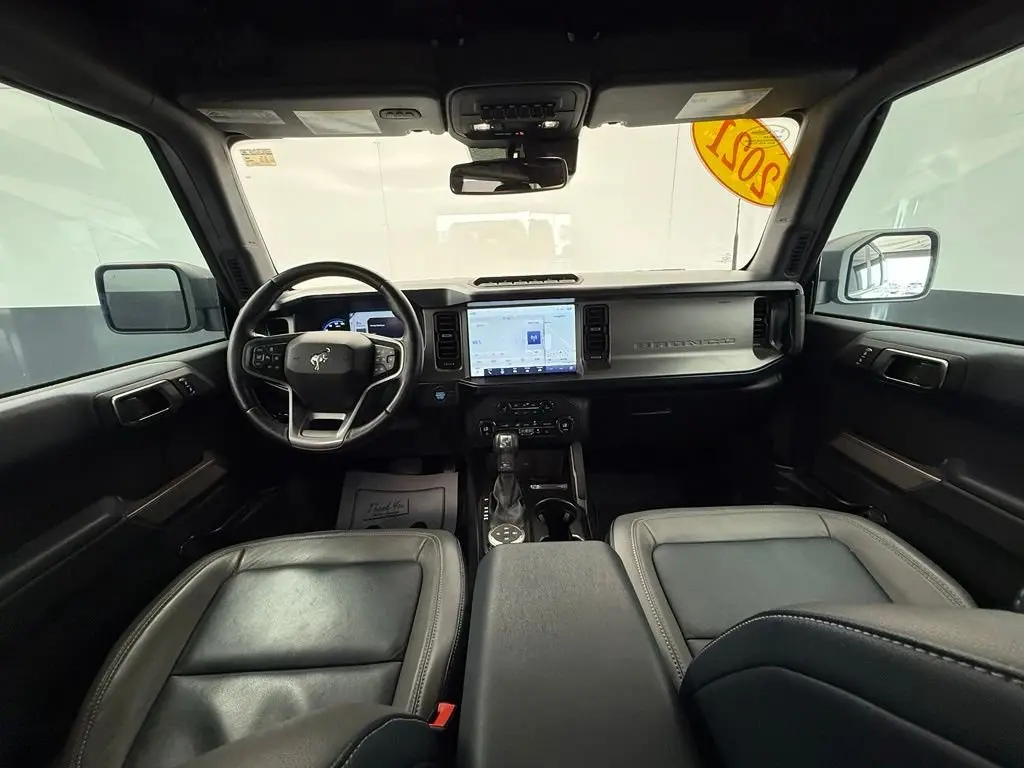 2021 Ford Bronco First Edition Advanced 4x4 photo 4