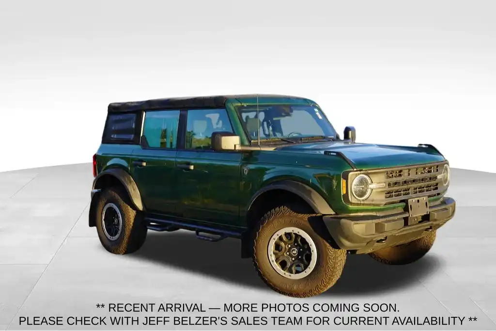 2022 Ford Bronco Base 4WD Advanced's photo