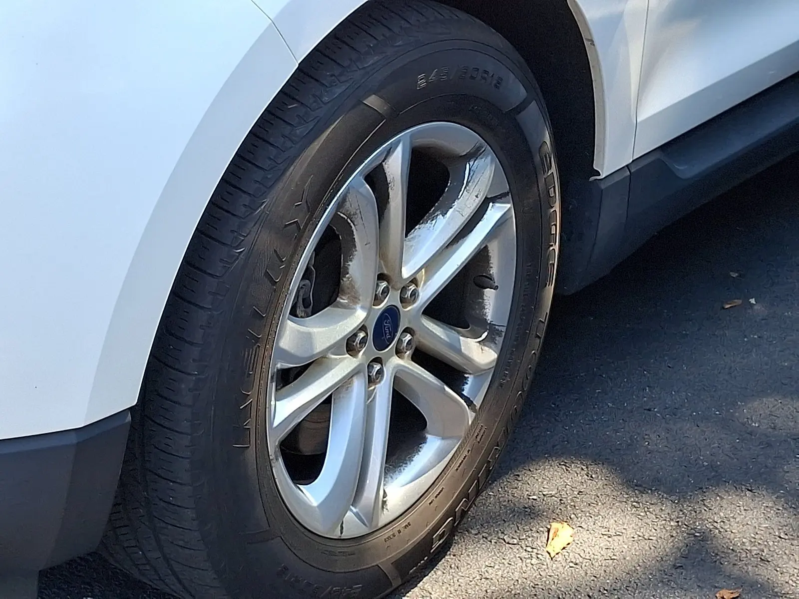 2020 Ford Edge SEL AWD photo 4