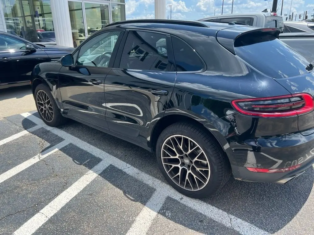 2017 Porsche Macan S photo 3
