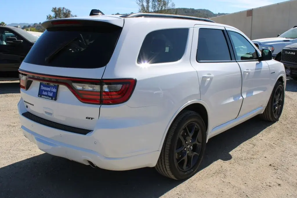 2026 Dodge Durango GT HEMI Plus V8 AWD photo 4