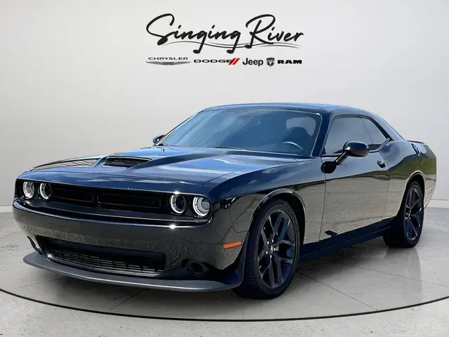 2023 Dodge Challenger GT Auto photo 3