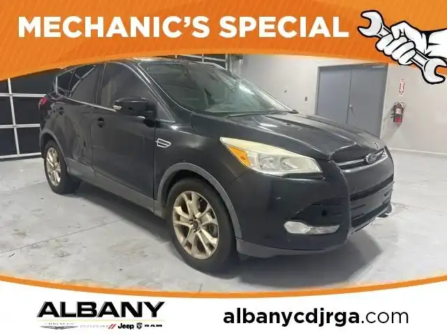 2015 Ford Escape Titanium's photo