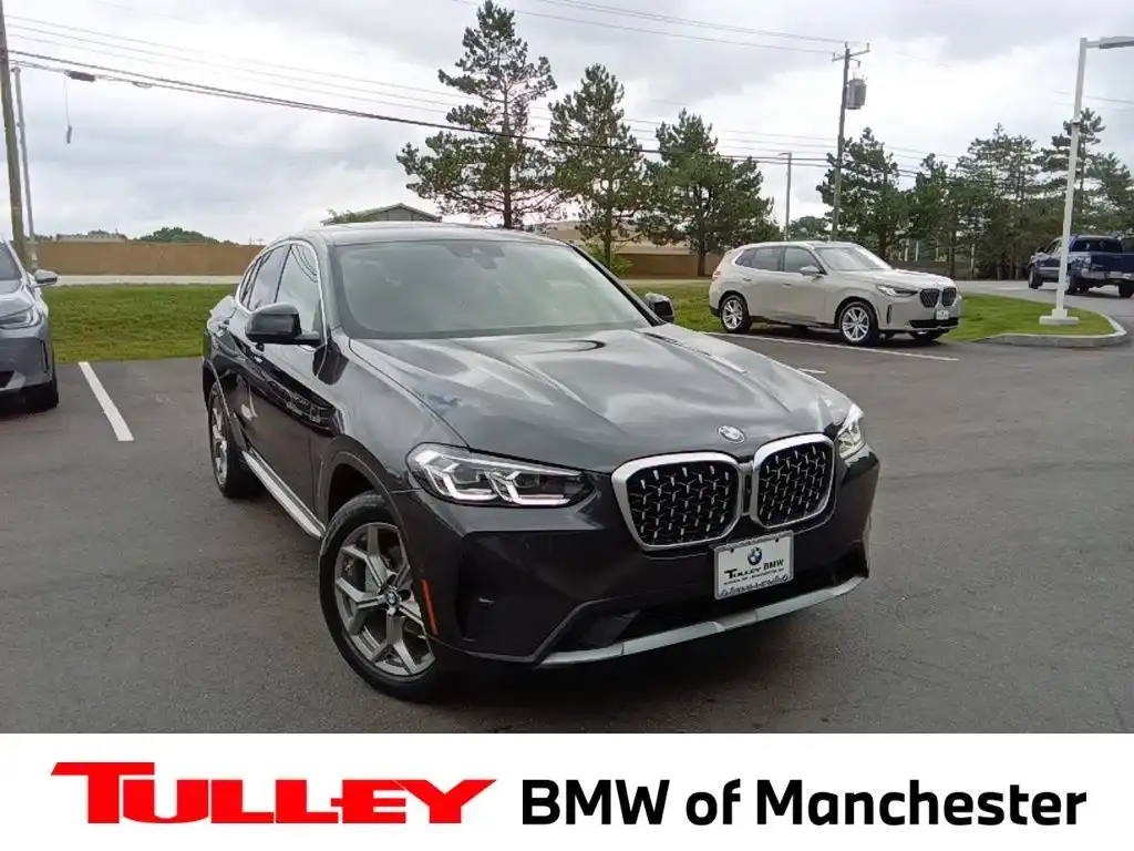 2025 BMW X4 xDrive30i's photo