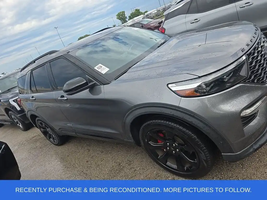 2021 Ford Explorer ST 4WD's photo