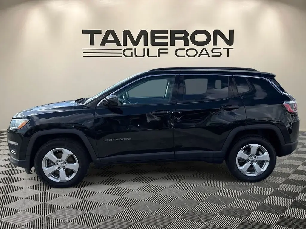 2019 Jeep Compass Latitude 4X4 photo 4