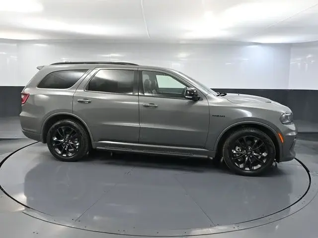 2024 Dodge Durango R/T Plus AWD photo 4