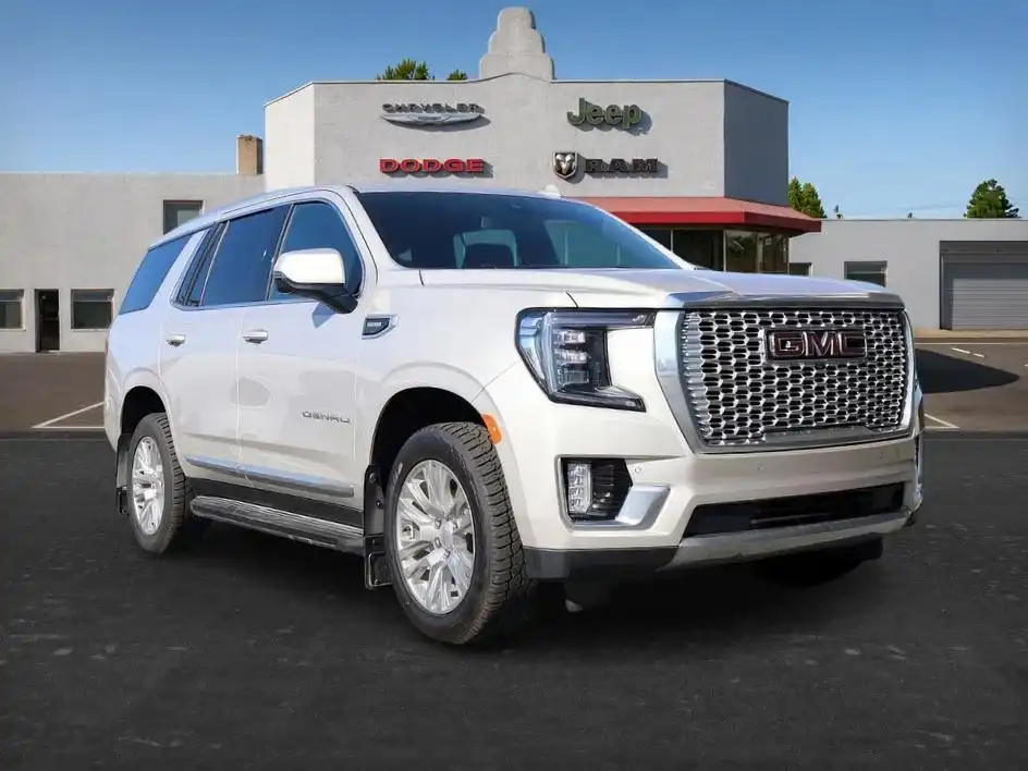 2023 GMC Yukon Denali AWD's photo