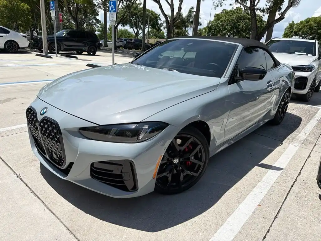 2025 BMW 4 Series 430i Convertible xDrive's photo