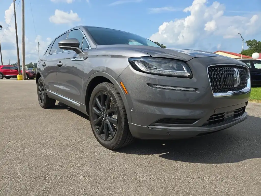 2022 Lincoln Nautilus Reserve AWD's photo