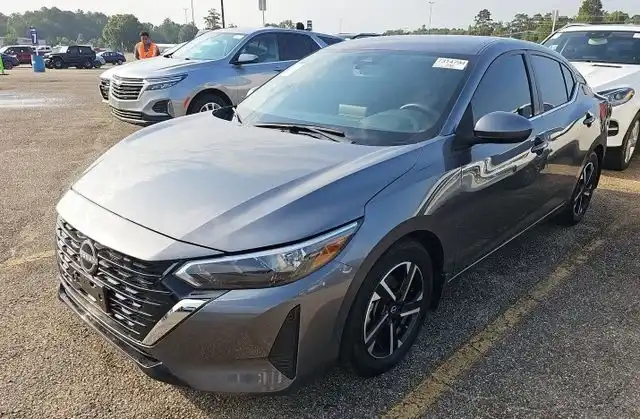 2025 Nissan Sentra SV CVT's photo
