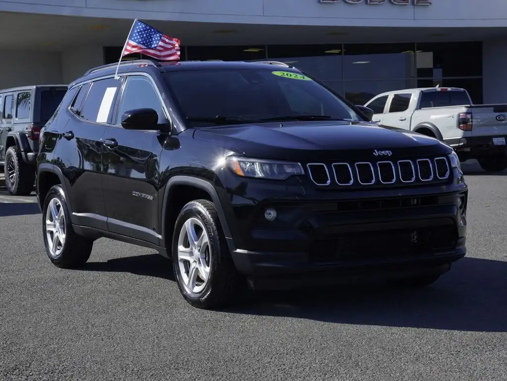 2024 Jeep Compass Latitude 4X4's photo
