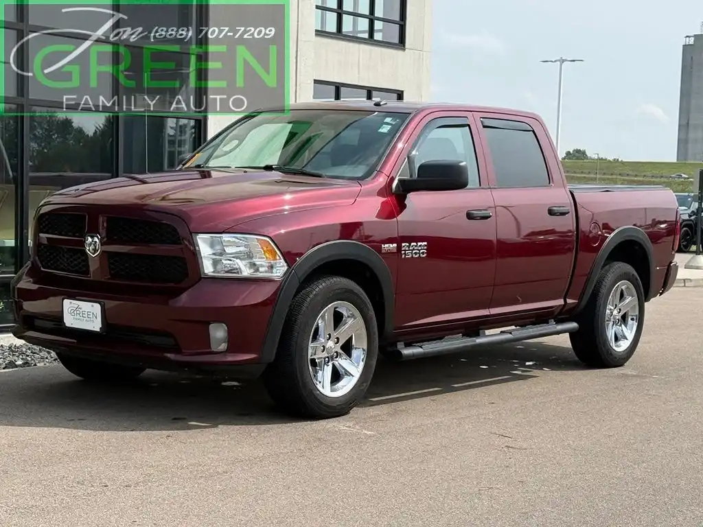 2017 RAM 1500 Express 4x4 Crew Cab 5'7's photo