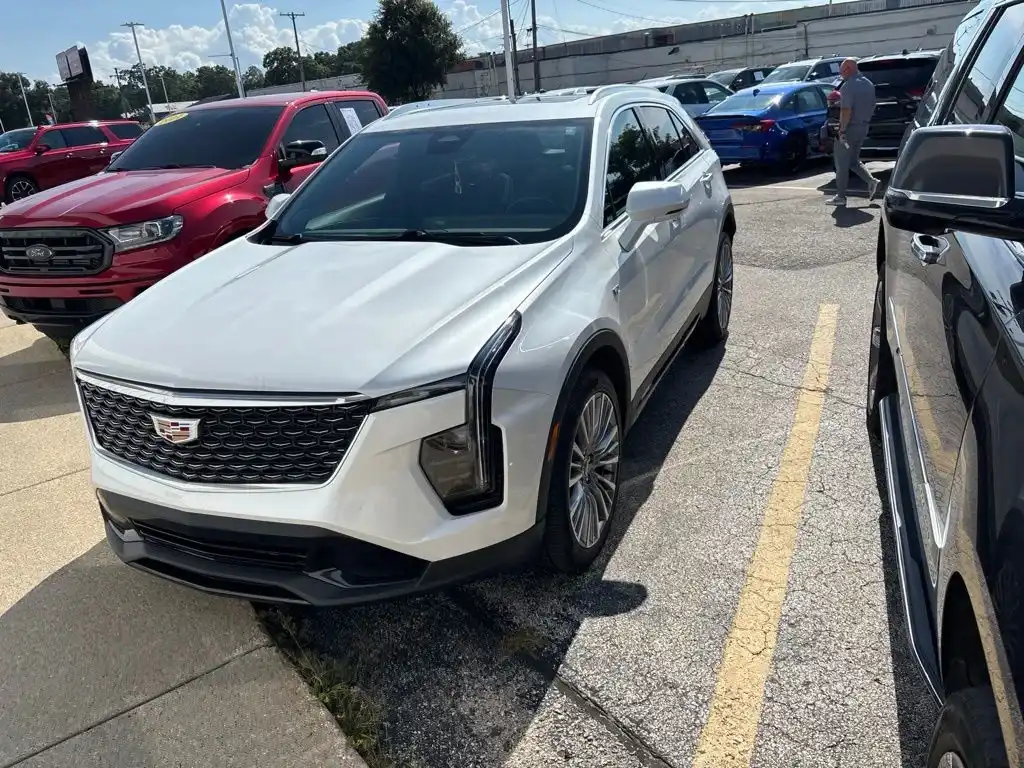 2024 Cadillac XT4 Premium Luxury AWD's photo