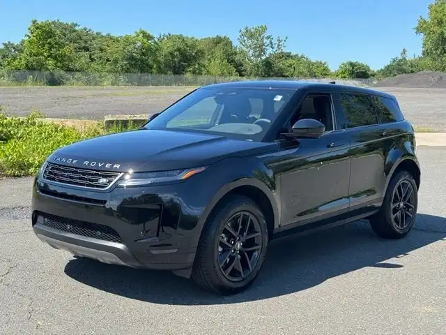 2026 Land Rover Range Rover Evoque S's photo