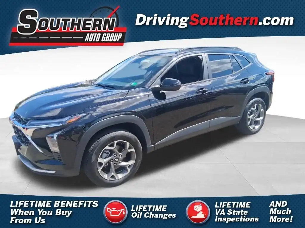 2025 Chevrolet Trax LT's photo