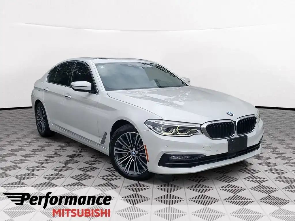 2018 BMW 5 Series 540i xDrive Sedan's photo