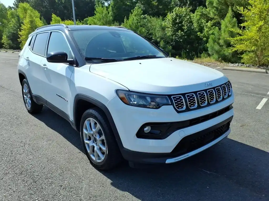 2025 Jeep Compass Limited 4X4's photo