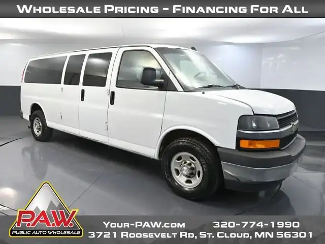 2017 Chevrolet Express 3500 LS Extended's photo