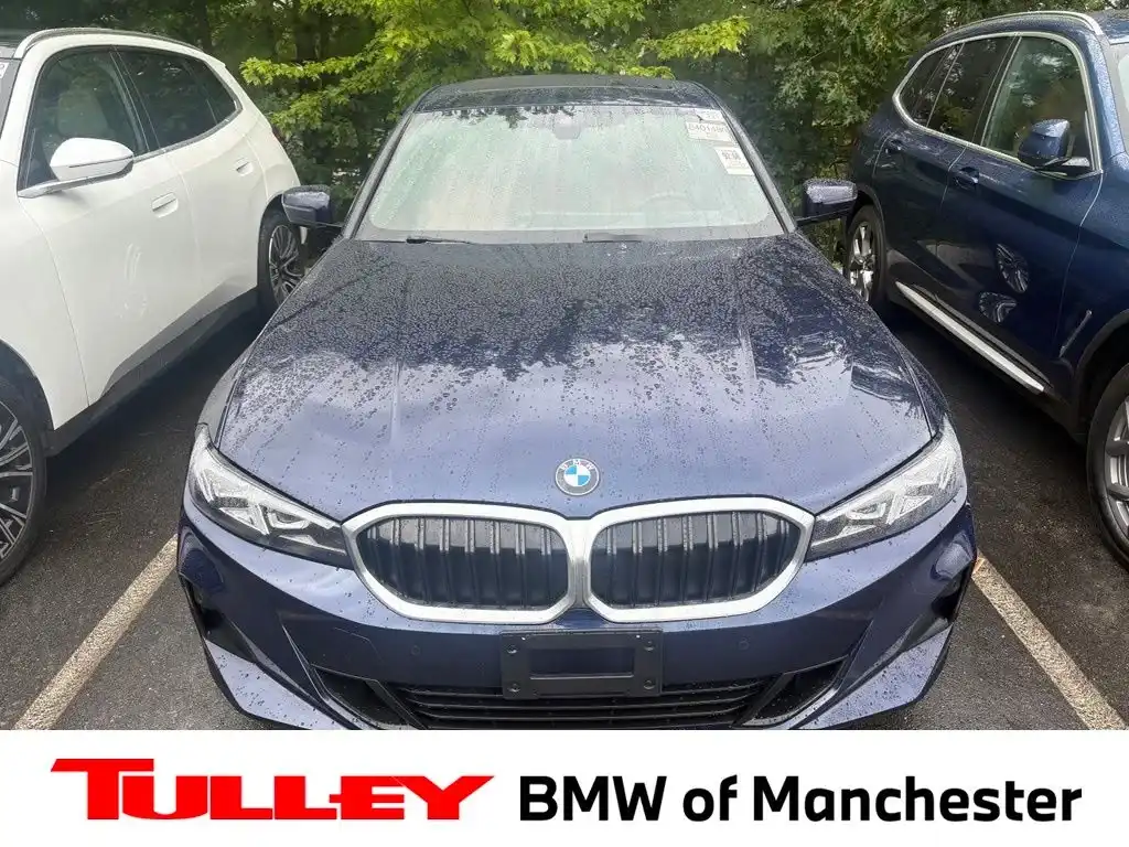 2023 BMW 3 Series 330i xDrive Sedan's photo
