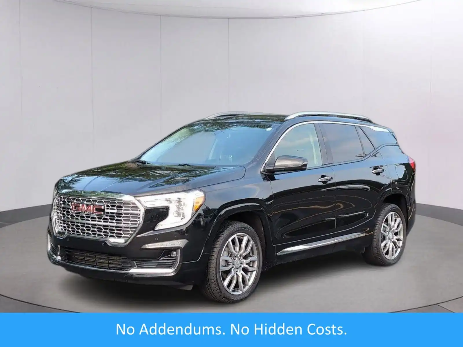 2023 GMC Terrain Denali AWD's photo