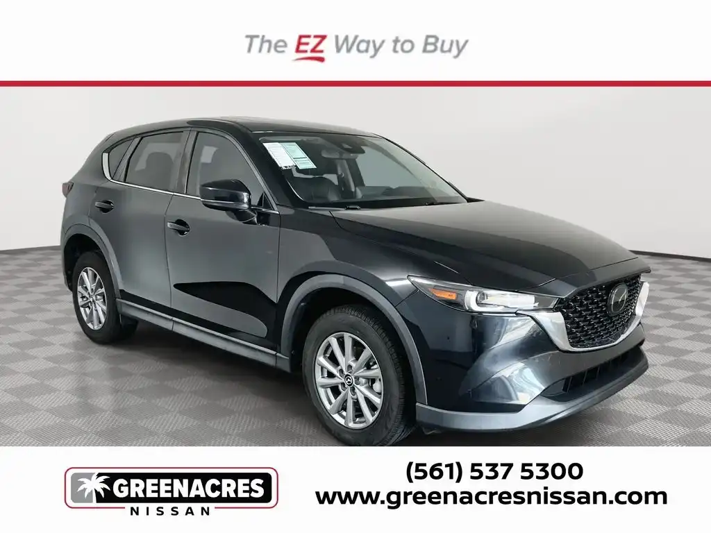 2022 Mazda CX-5 S Preferred package Auto AWD's photo