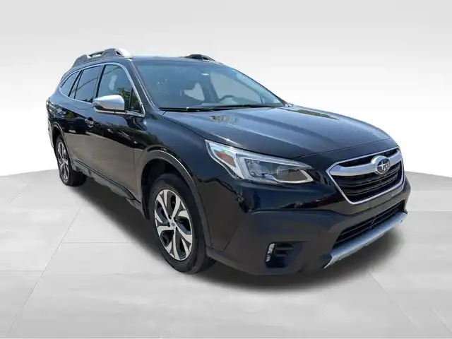 2020 Subaru Outback Touring's photo