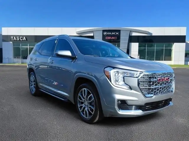 2023 GMC Terrain Denali AWD's photo