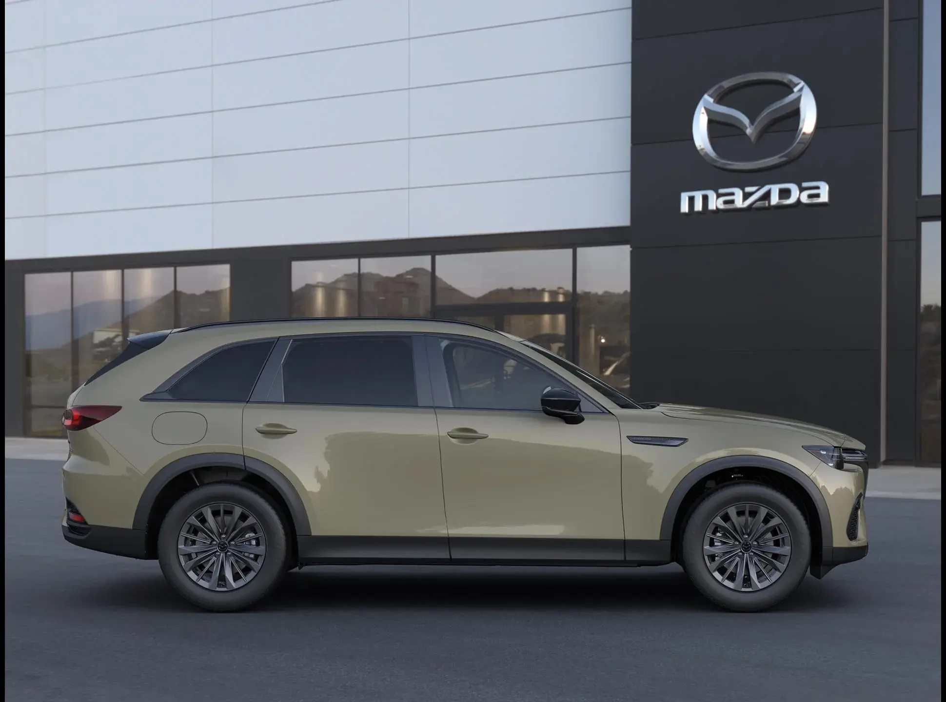 2026 Mazda CX-70 PHEV SC Plus AWD photo 5