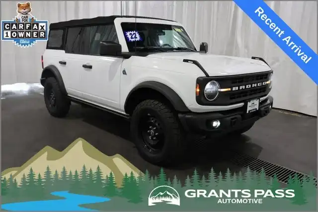 2022 Ford Bronco Black Diamond Mid (322A) 4x4's photo