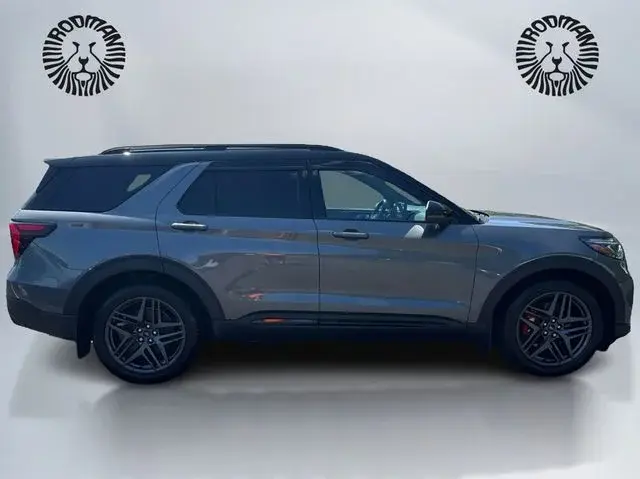 2025 Ford Explorer ST 4WD (PL535) photo 5