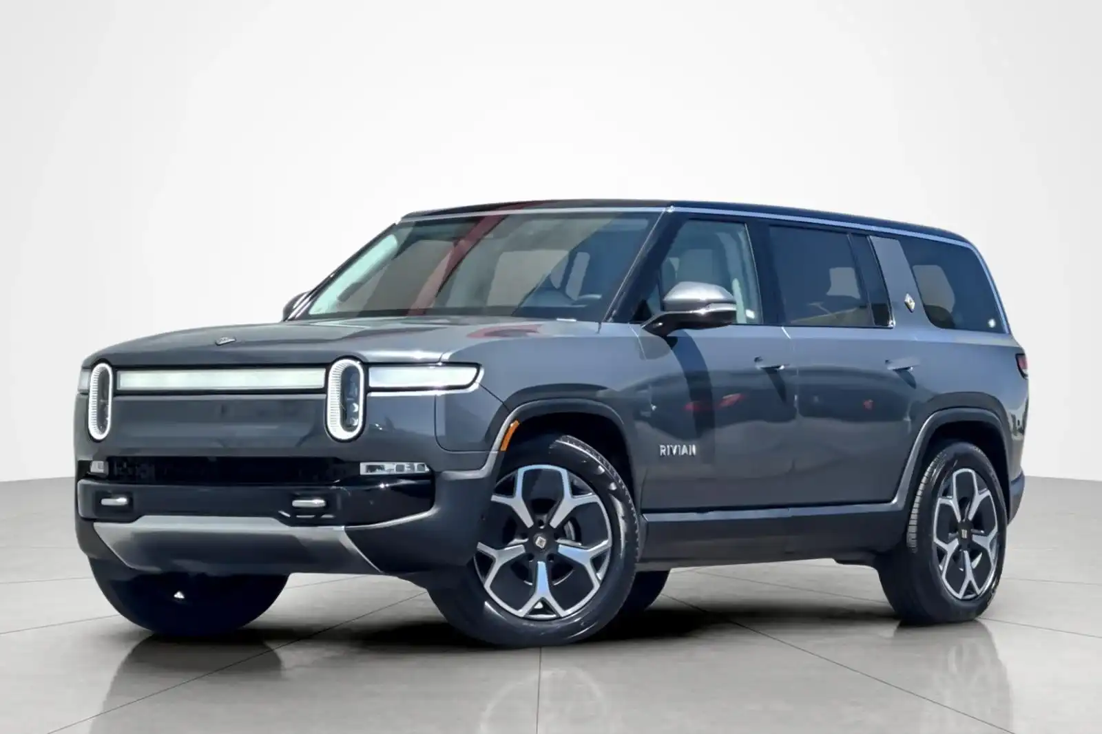 2024 Rivian R1S Adventure Dual-Motor Standard Pack's photo