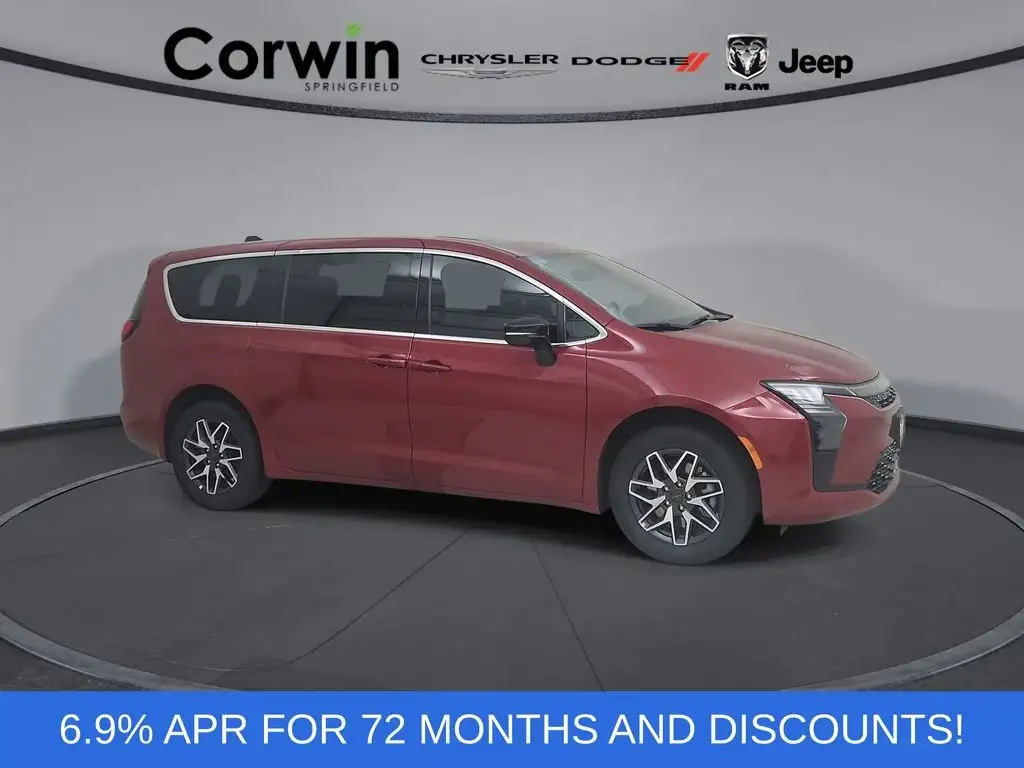 2027 Chrysler Pacifica Limited AWD photo 1
