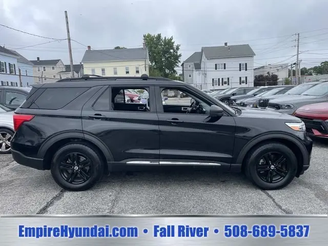 2020 Ford Explorer XLT 4WD photo 3