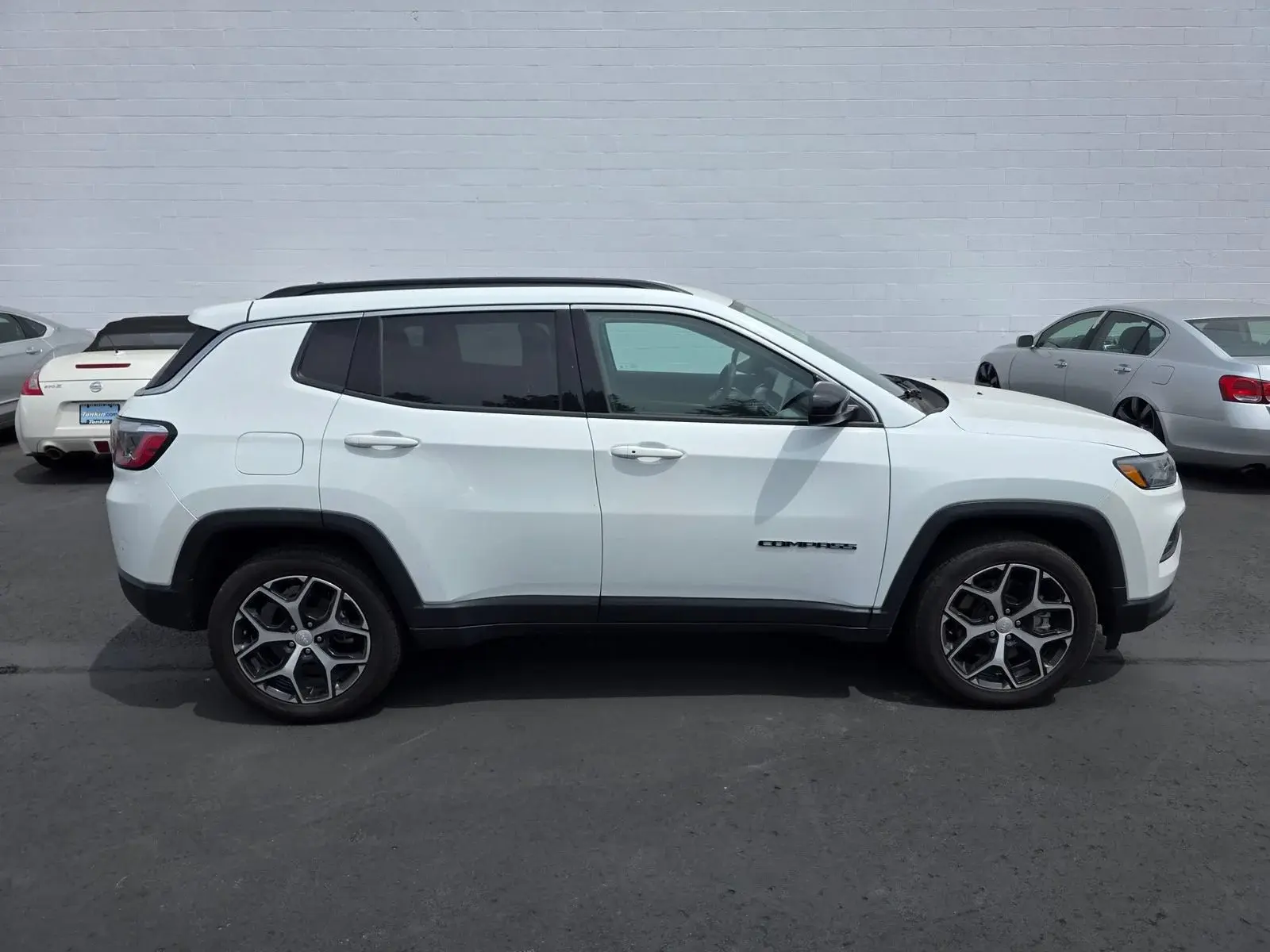 2024 Jeep Compass Latitude 4X4 photo 4